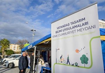 Kınık Cumhuriyet Meydanı yeni çehresine kavuşuyor