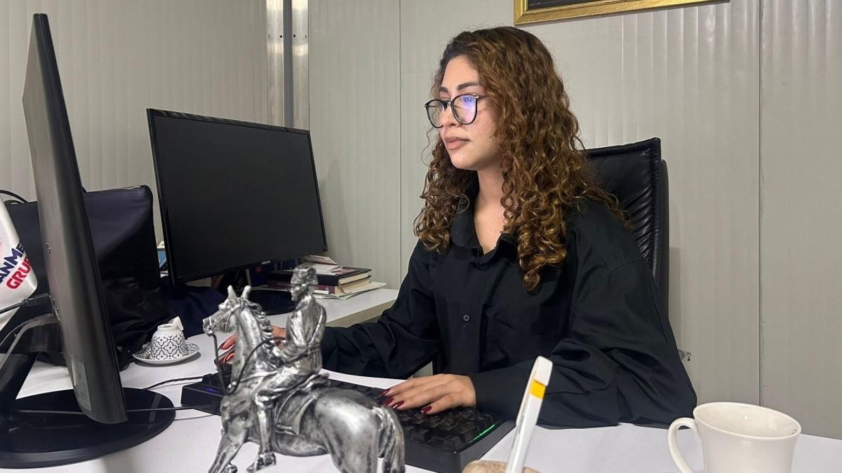 Genç gazeteci Berfin Gürbüz: ‘Mesleğin usta-çırak geleneği hâlâ çok kıymetli’