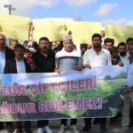Adıyaman’da tütün üreticileri ‘sahipsiziz’ diyerek meydana indi - Videolu Haber Adıyaman’da tütün üreticileri ‘sahipsiziz’ diyerek meydana indi - Videolu Haber