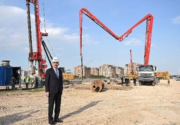 Başkan Altay: 'Otogar Kavşağı'nda Karayolunu ve Raylı Sistemi Üste Alacak Bir Köprülü Kavşak Çalışması Yürütüyoruz'