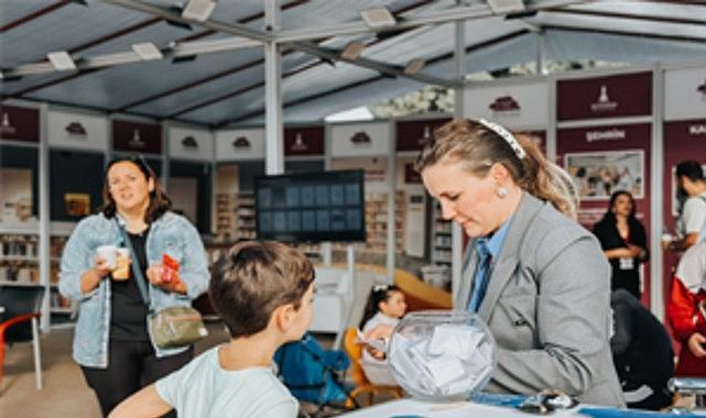 İZKİTAP'ta “Şehrin Kalbinde Yeni Buluşma Noktaları" İZKİTAP'ta “Şehrin Kalbinde Yeni Buluşma Noktaları"