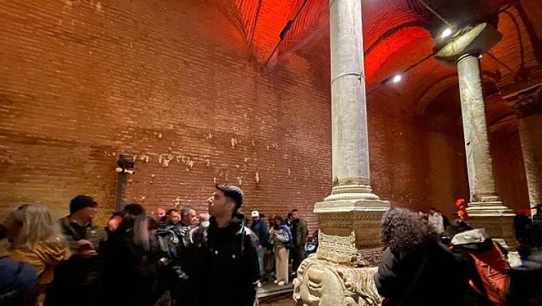 İBB'nin 1 TL Kararı Ardından Yerebatan'da İlk 5 Saatte 5 Bin Yerli Ziyaretçi