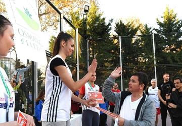 Osmangazi'de Basketler Cumhuriyet İçin Atıldı