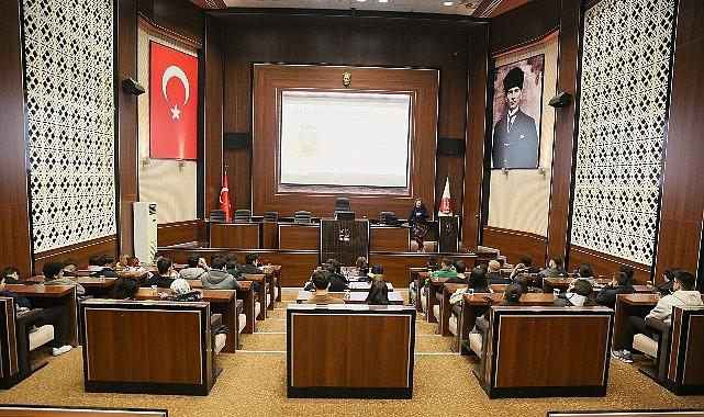 Keçiören Belediyesi Stajyerleri Hayata Hazırlıyor