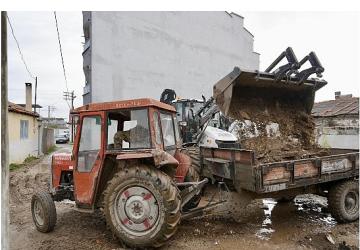 Burhaniye'de Saha Çalışmaları Aralıksız Sürüyor