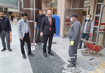 Adıyaman Eğitim ve Araştırma Hastanesi’nde kapsamlı zemin yenileme çalışması