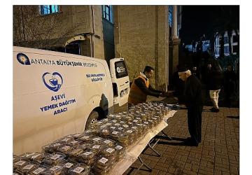 Büyükşehir'den Miraç Kandili'nde lokma ve kandil simidi ikramı