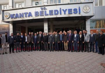 Bakan Yardımcısı Ahmet Aydın'dan Kahta Belediye Başkanı Hallaç'a ziyaret