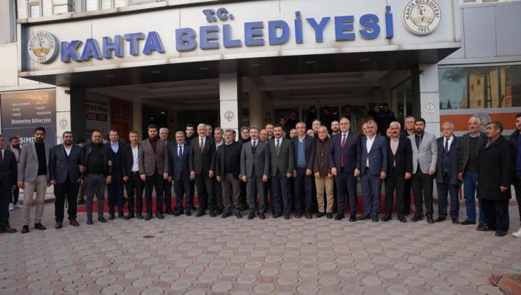 Bakan Yardımcısı Ahmet Aydın'dan Kahta Belediye Başkanı Hallaç'a ziyaret