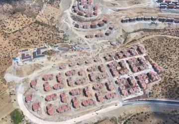 Gölbaşı'nda deprem mağdurları: 'Bizi deprem değil, müteahhit mağdur etti'