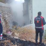 Besni’de çıkan atık yangını kontrol altına alındı - Videolu Haber