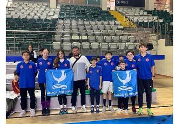 Aliağalı Oryantiringciler Muğla'dan 8 Türkiye Derecesiyle Döndü