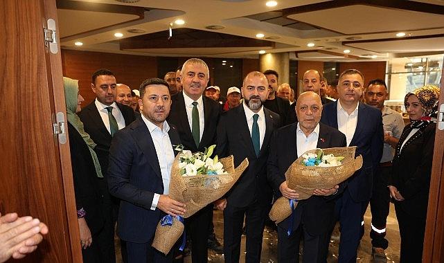 Başkan Arı, Hizmet-İş Nevşehir Şubesi'nin Genel Kuruluna Katıldı