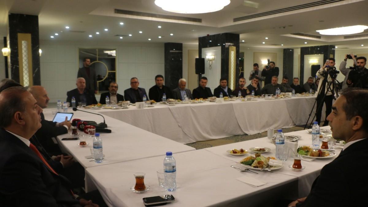 Vali Osman Varol, gazetecilerle kahvaltı programında buluştu - Videolu Haber