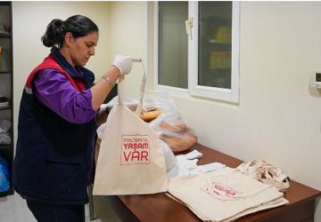 Maltepe Belediyesi'nden ücretsiz ekmek