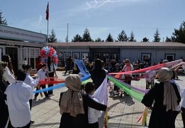 Otizm Farkındalık Ayı'na Renkli Etkinlik