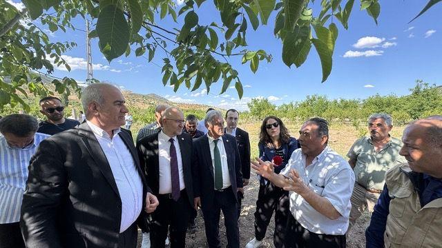 Milletvekili Özhan’dan zirai don destek paketi açıklaması: '601 milyon TL’lik destek çiftçilerimize can suyu oldu' Milletvekili Özhan’dan zirai don destek paketi açıklaması: '601 milyon TL’lik destek çiftçilerimize can suyu oldu'