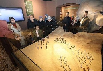 Büyükşehir Taş Bina'daki Siyer Sergisi Konyalılardan Yoğun İlgi Görüyor