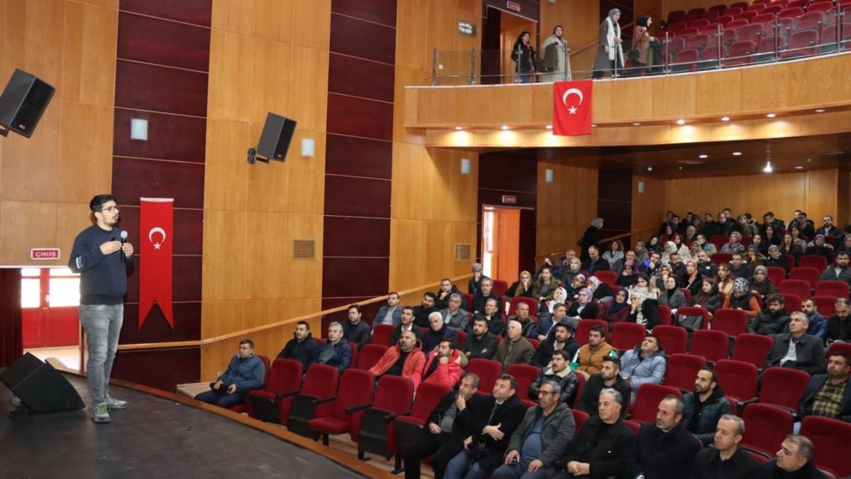 Kahta’da bağımlılıkla mücadele eğitimi