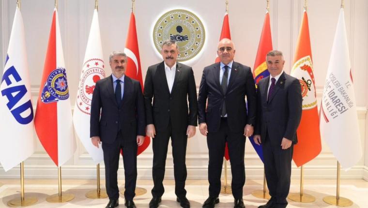 Milletvekili Özhan, Adıyaman heyeti ile birlikte Bakan Çiftçi’yi ziyaret etti