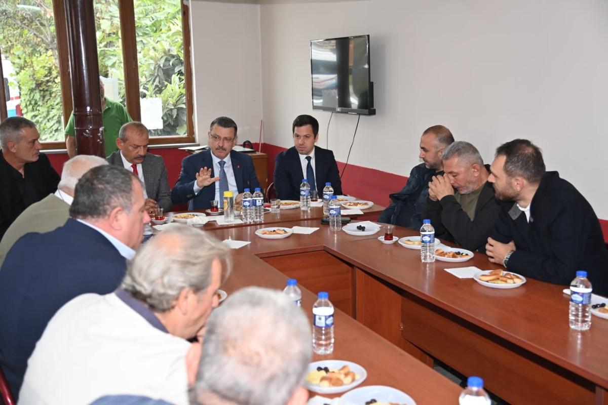 Başkan Genç, Şoför Esnafıyla Bir Araya Geldi Başkan Genç, Şoför Esnafıyla Bir Araya Geldi