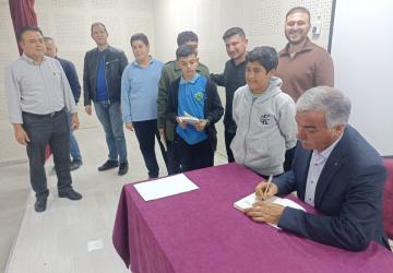 Öğrencilerden Yazar Çelik’e Soru Yağmuru: ‘Fırat’ın İki Yakası’ Üzerine Derin Analizler