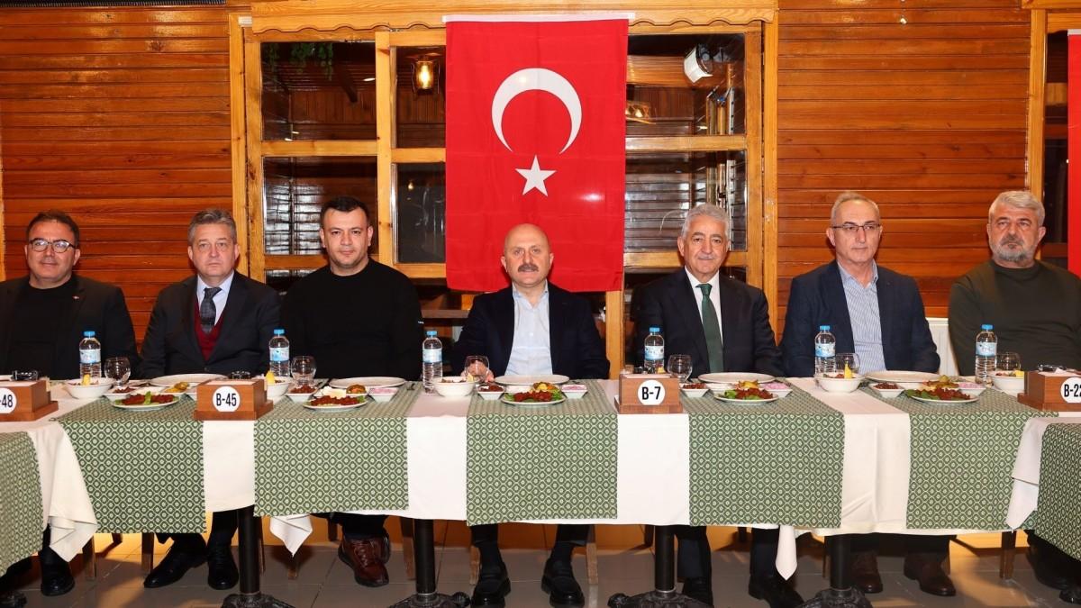 Vali Varol, İl Müftüsü Haliloğlu için düzenlenen veda yemeğine katıldı