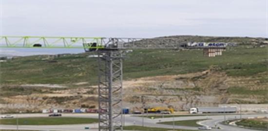 “Uzundere'de çalışmalar hızla sürüyor"