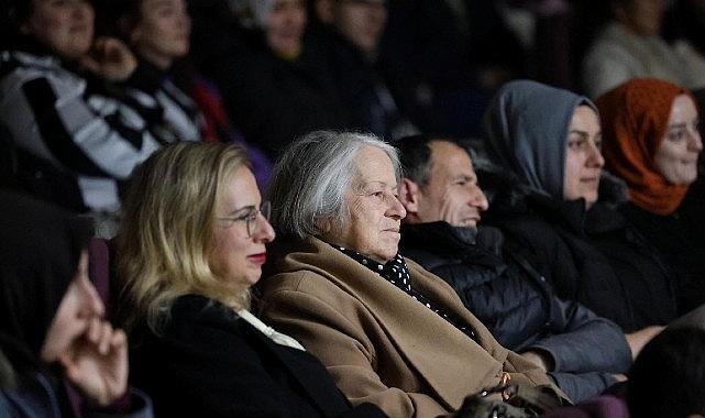 Kartepe'de Tiyatro Şöleni