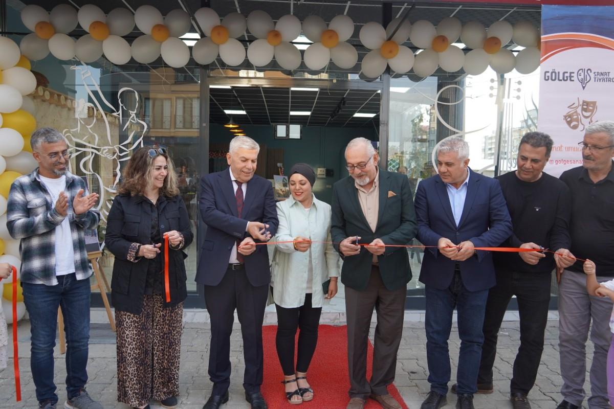 Adıyaman’da sanata yeni bir soluk: ‘Gölge Sanat Akademisi’ açıldı - Videolu Haber Adıyaman’da sanata yeni bir soluk: ‘Gölge Sanat Akademisi’ açıldı - Videolu Haber
