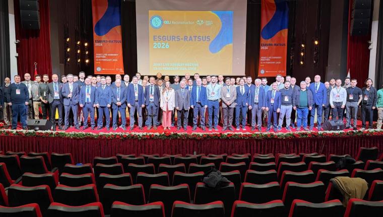 Avrupa’nın ünlü ürologları DEÜ’de canlı cerrahi gerçekleştirdi