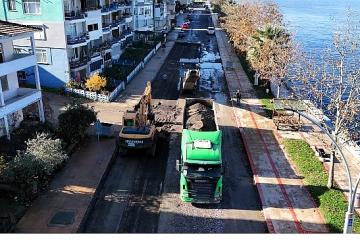 Gölcük Halıdere Sahil Caddesi'ne kapsamlı yenileme