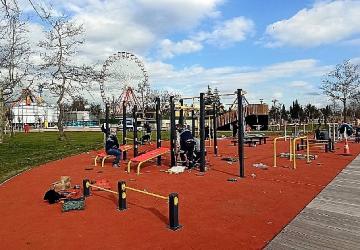 İzmit Millet Bahçesi yeni spor alanlarına kavuştu