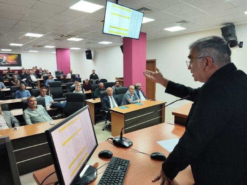 Prof. Dr. Yılmaz’dan Adıyaman Belediyesi’ne ‘stratejik planlama’ eğitimi Prof. Dr. Yılmaz’dan Adıyaman Belediyesi’ne ‘stratejik planlama’ eğitimi