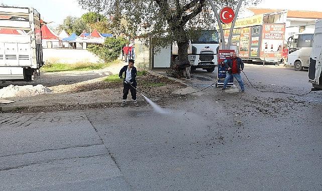 Menderes'te Caddeler Tertemiz Menderes'te Caddeler Tertemiz