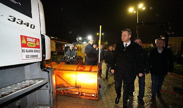 Beylikdüzü'nde Kar Mesaisi 7/24 Sürüyor