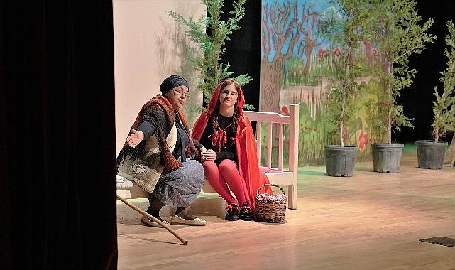 Kırmızı Başlıklı Kız Müzikali Keçiören'de Çocuklarla Buluştu