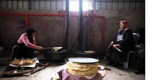 Eseler Köyü'nde Kaz Bayramı öncesi imece bereketi