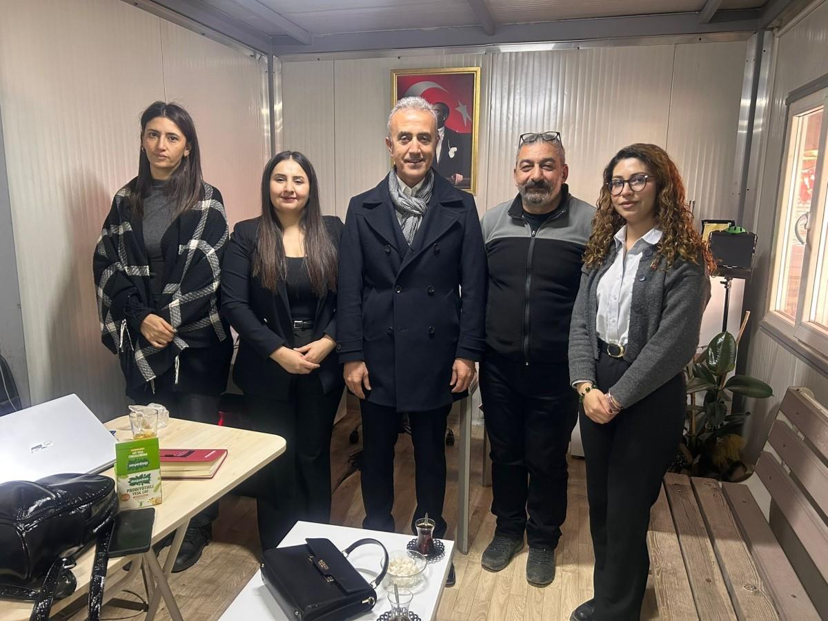 Adıyaman Aile ve Sosyal Hizmetler İl eski Müdürü Fehmi Çelik, Perre Haber Ajansı’nı ziyaret etti