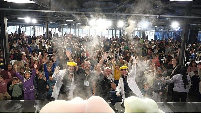 Çocuklar yorgunluklarını “Okula Bi' Mola"da atıyor