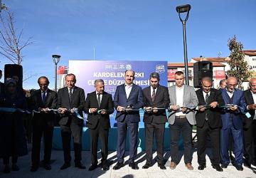 Başkan Altay Yunak'a Kazandırılan Parkın Açılışını Yaptı, Gençlerle Buluştu