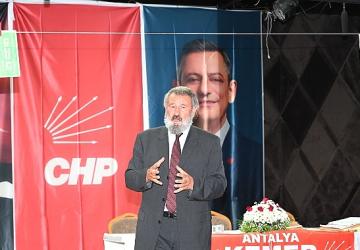 Kemer'de “Köy Enstitüleri'nin 86. Yılı" söyleşisi