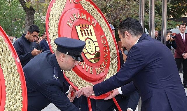 29 Ekim Cumhuriyet Bayramı Çelenk Sunma Töreni ile başladı 29 Ekim Cumhuriyet Bayramı Çelenk Sunma Töreni ile başladı