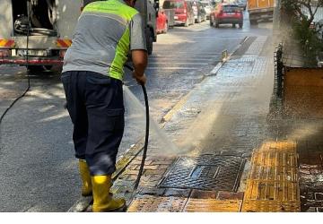 Bakırköy'de Temizlik Seferberliği Sürüyor