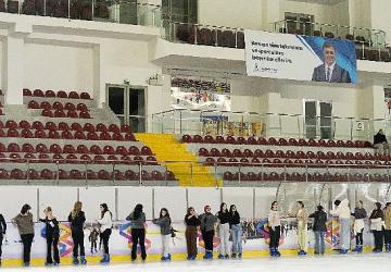 Buz Sporları Salonu yeni sezona hazır