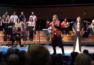 Barış Manço, şarkılarıyla anıldı