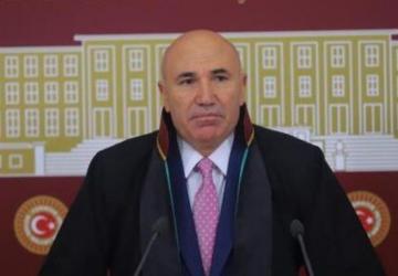 CHP Milletvekili Mahmut Tanal: ‘Genç diş hekimleri işsiz, halk hizmete ulaşamıyor’