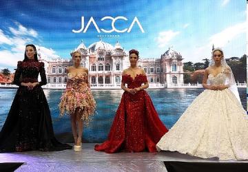 Evlilik Fuarı'nda gelinlik defilesi büyüledi