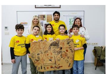 Minik Bilim Kahramanları Yenişehir'de Buluştu