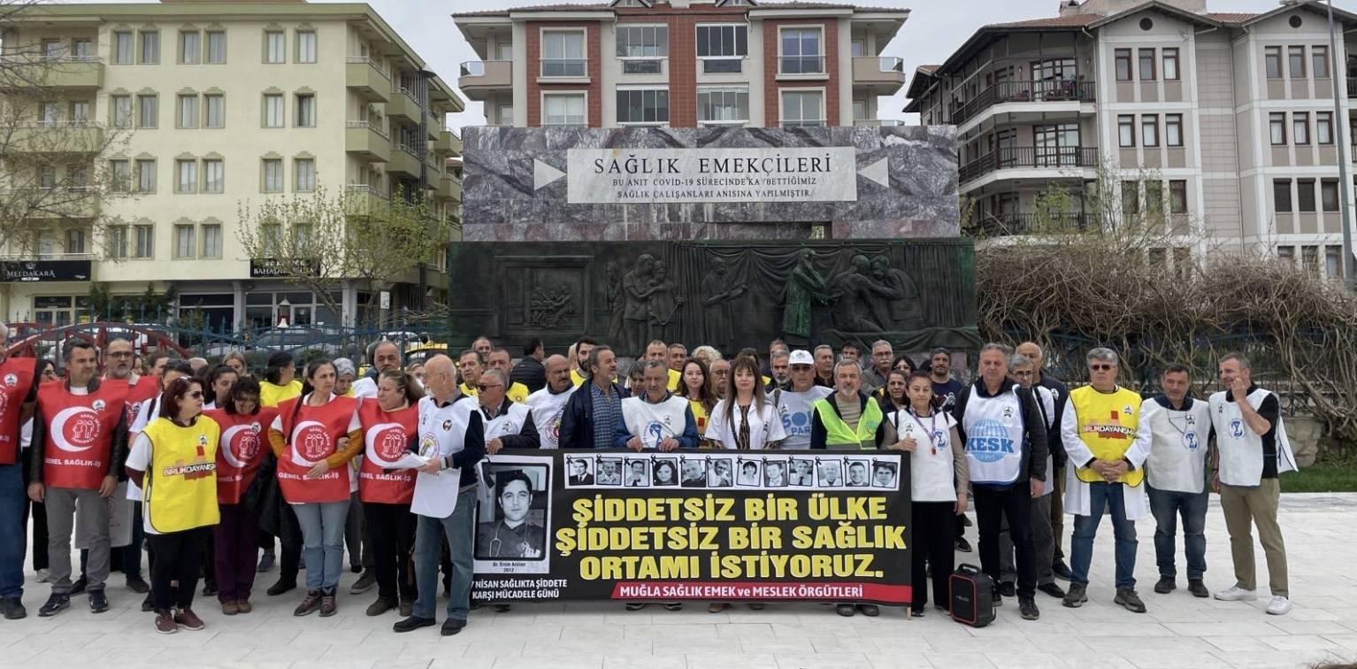 Dr. Ersin Arslan ve Şiddet Sonucu Yaşamını Yitiren Hekimler Anıldı